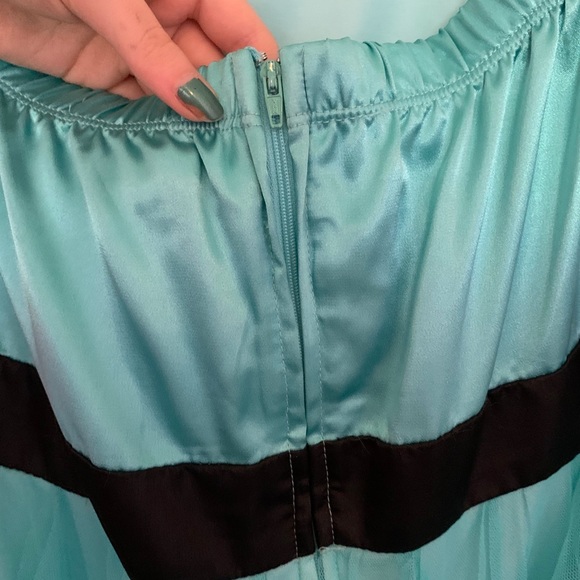 Gorgeous aqua blue dress 👗 - Picture 8 of 9